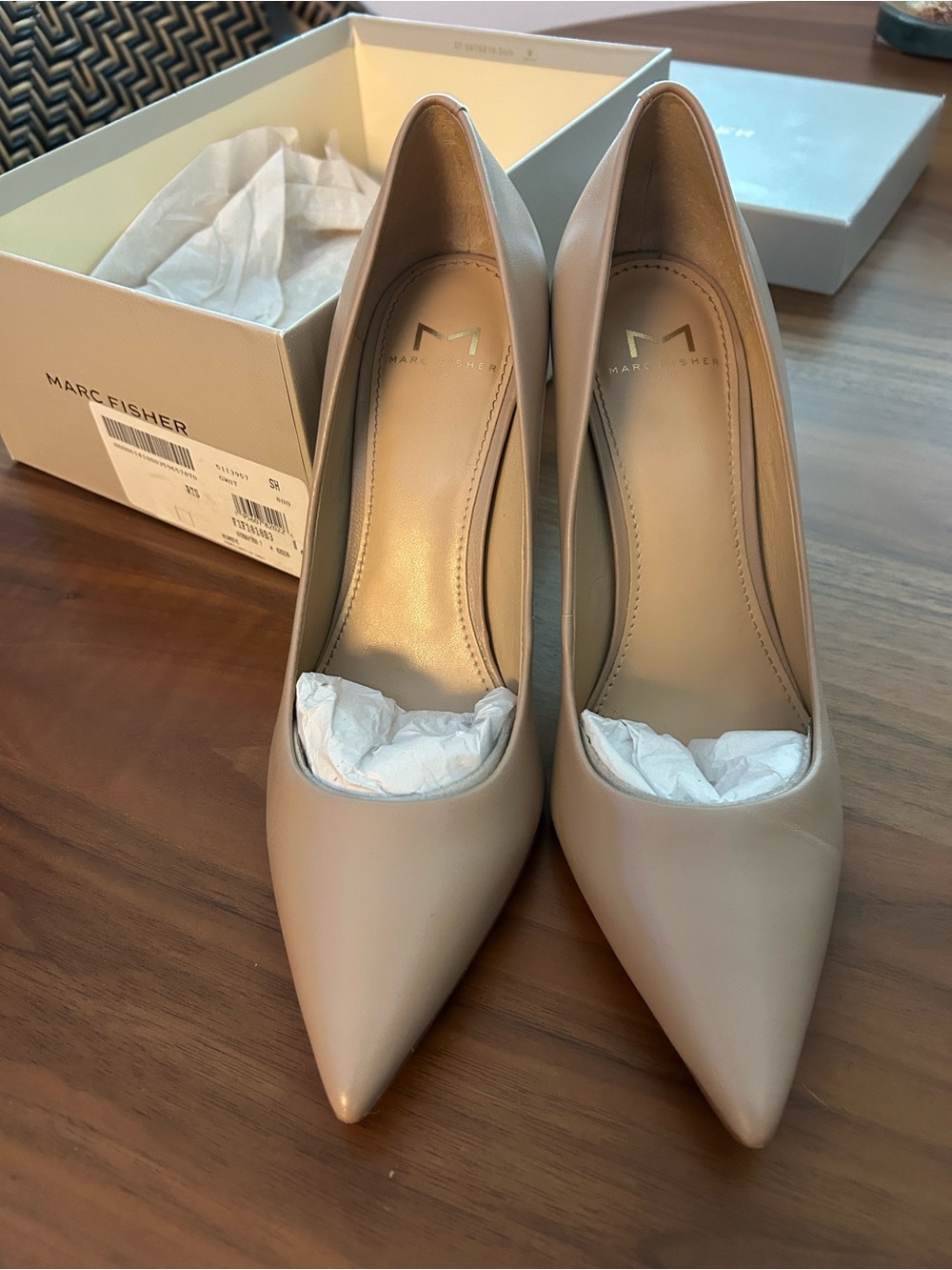 Marc Fisher LTD Sassie light natural Leather Pumps 7M